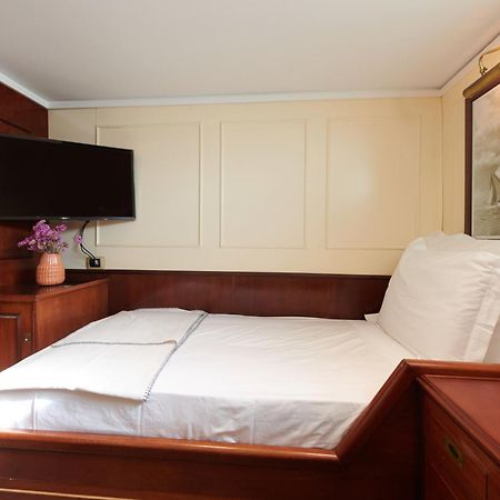 Costa Do Sal Hotel Boat Lounge アヴェイロ エクステリア 写真