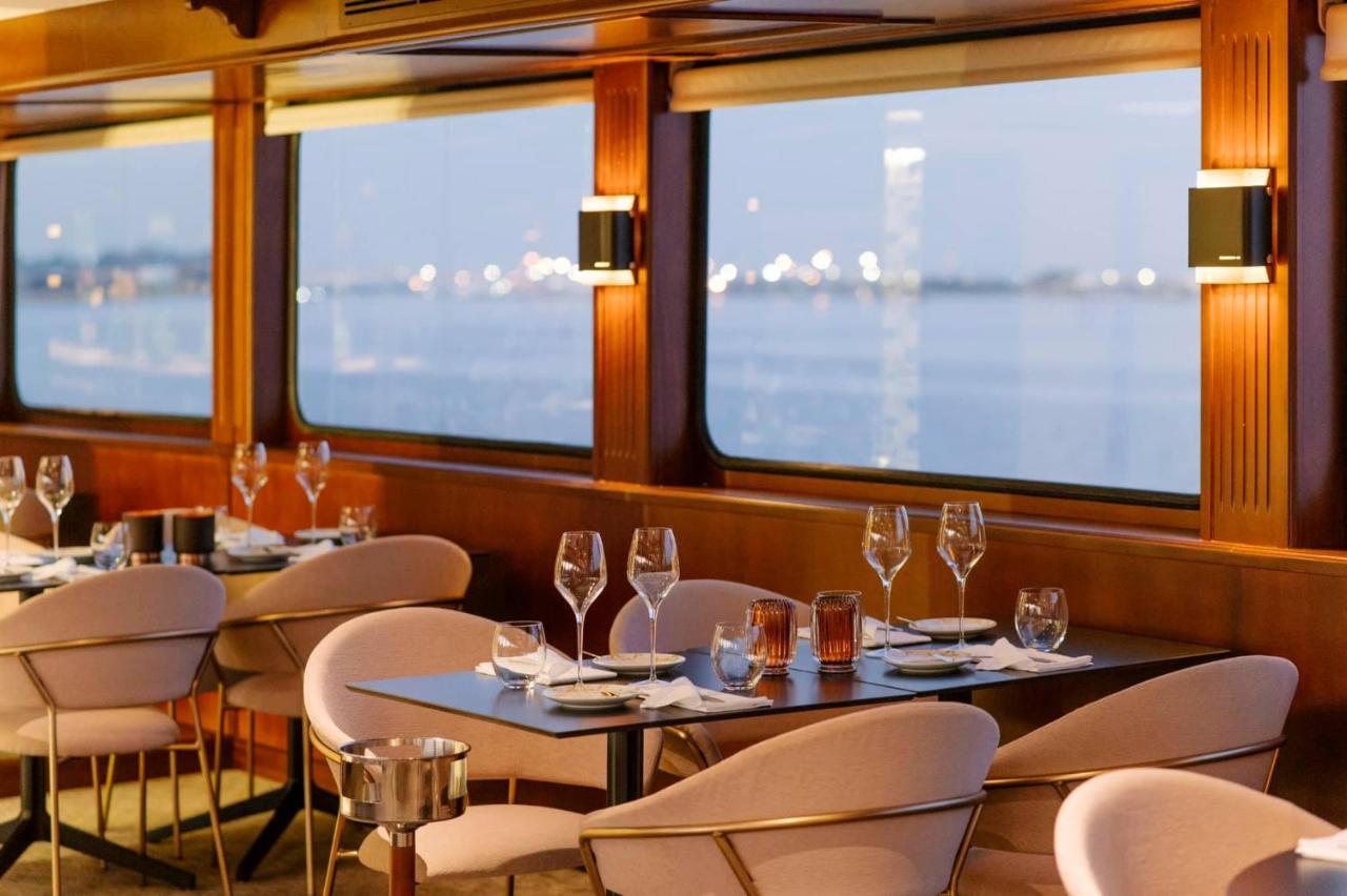 Costa Do Sal Hotel Boat Lounge アヴェイロ エクステリア 写真