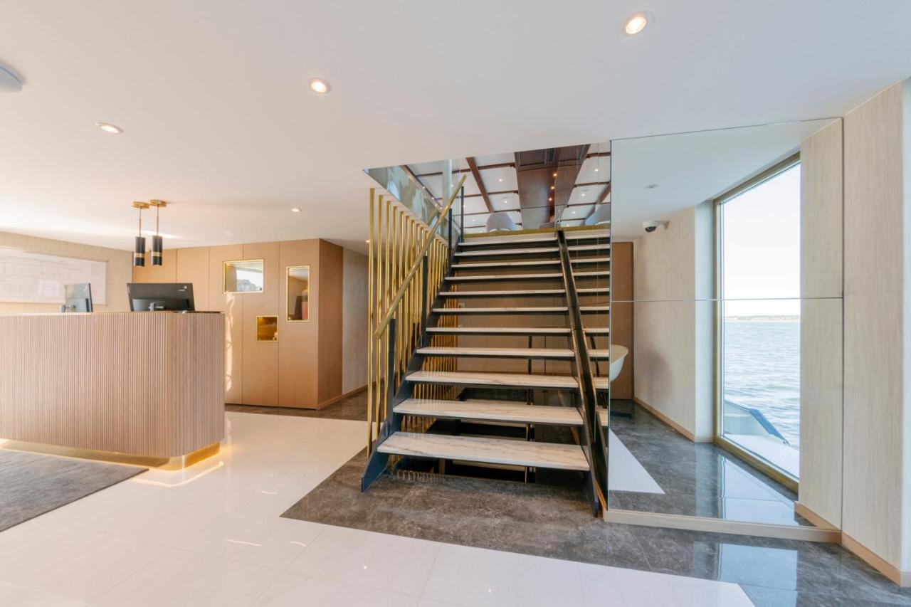 Costa Do Sal Hotel Boat Lounge アヴェイロ エクステリア 写真