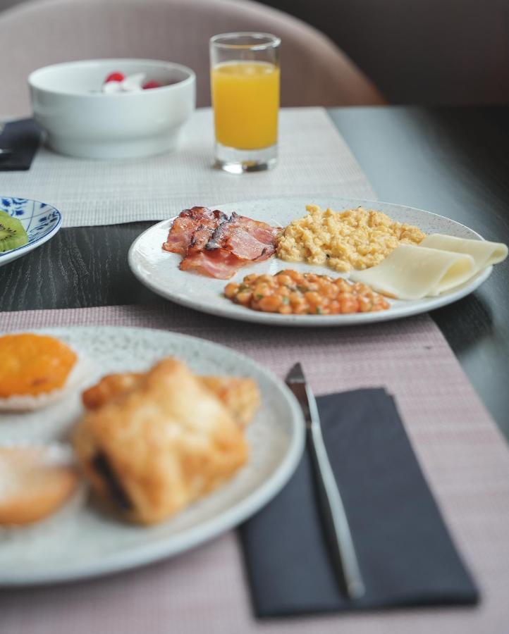 Costa Do Sal Hotel Boat Lounge アヴェイロ エクステリア 写真