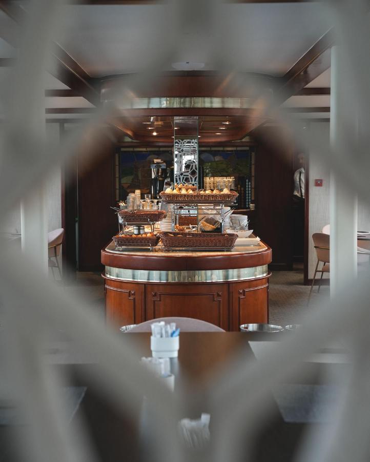 Costa Do Sal Hotel Boat Lounge アヴェイロ エクステリア 写真