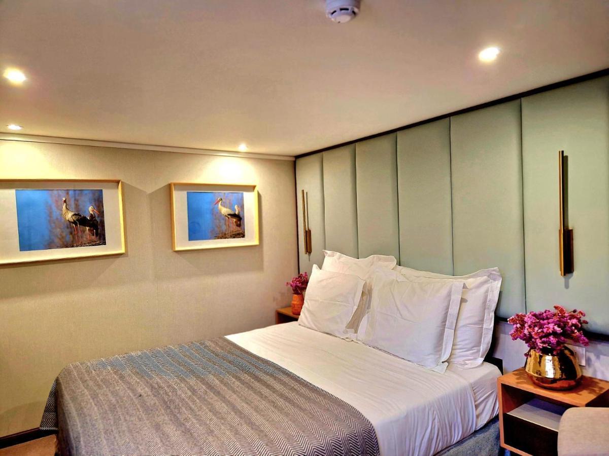 Costa Do Sal Hotel Boat Lounge アヴェイロ エクステリア 写真