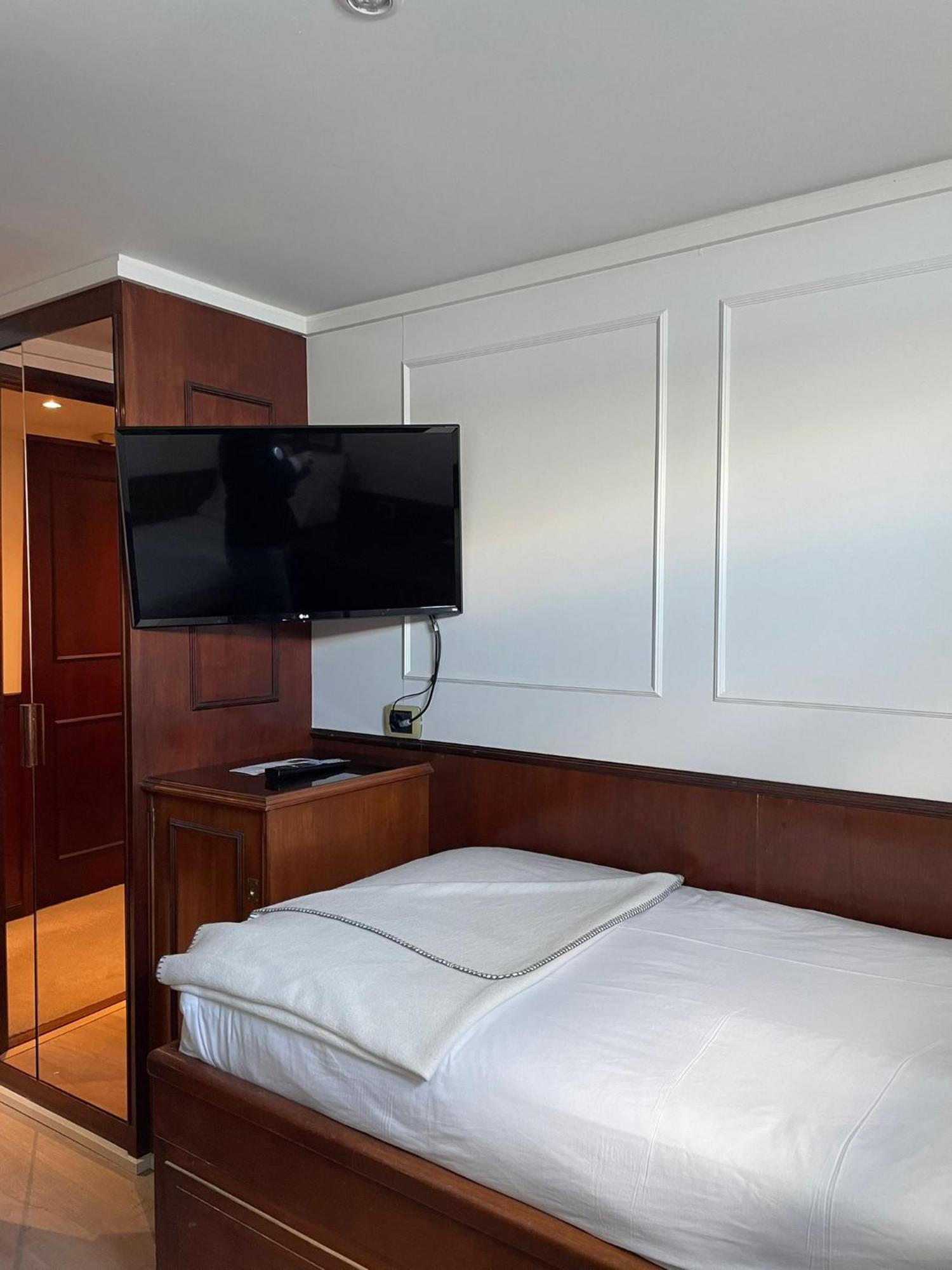 Costa Do Sal Hotel Boat Lounge アヴェイロ エクステリア 写真