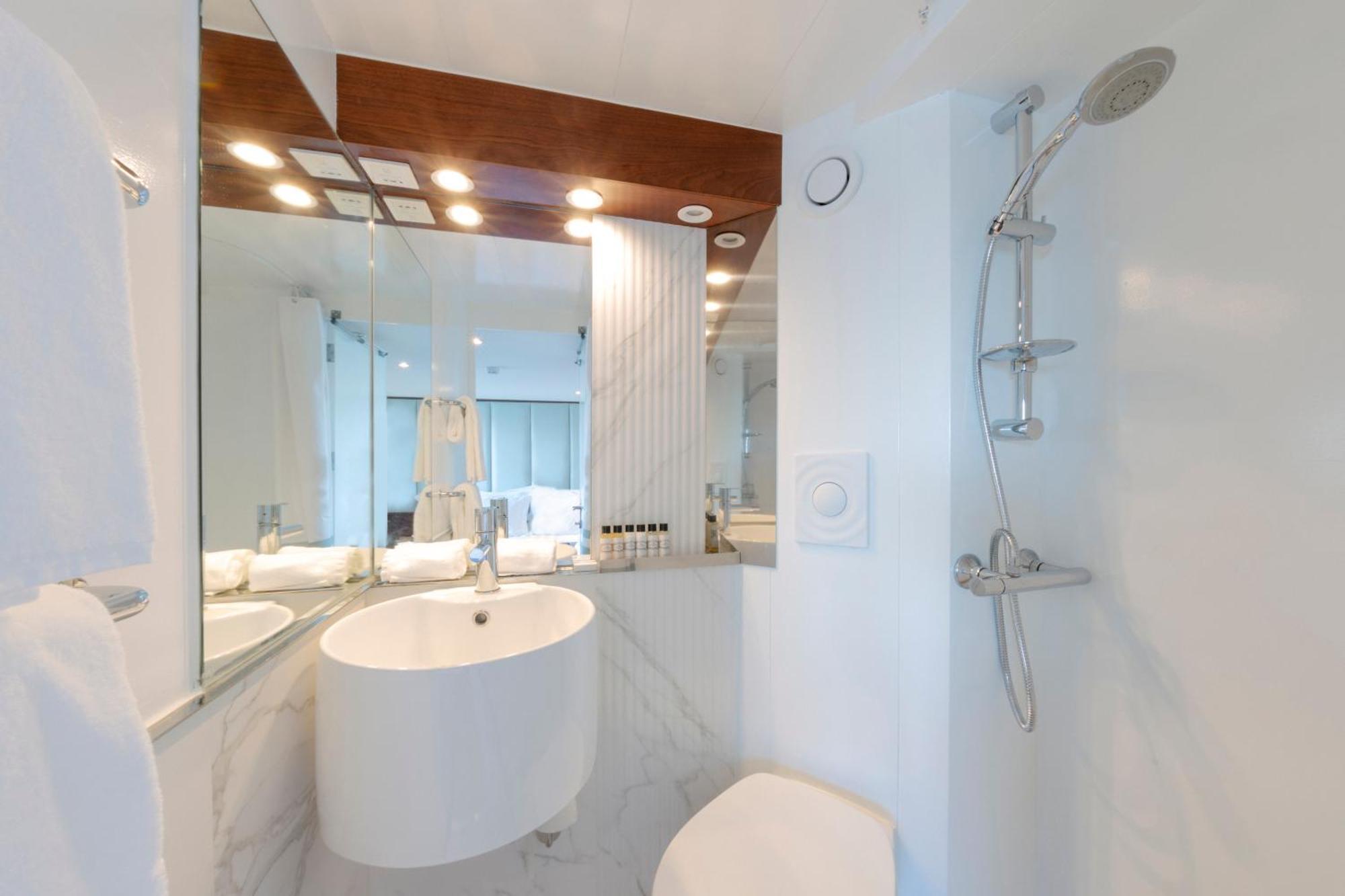 Costa Do Sal Hotel Boat Lounge アヴェイロ エクステリア 写真