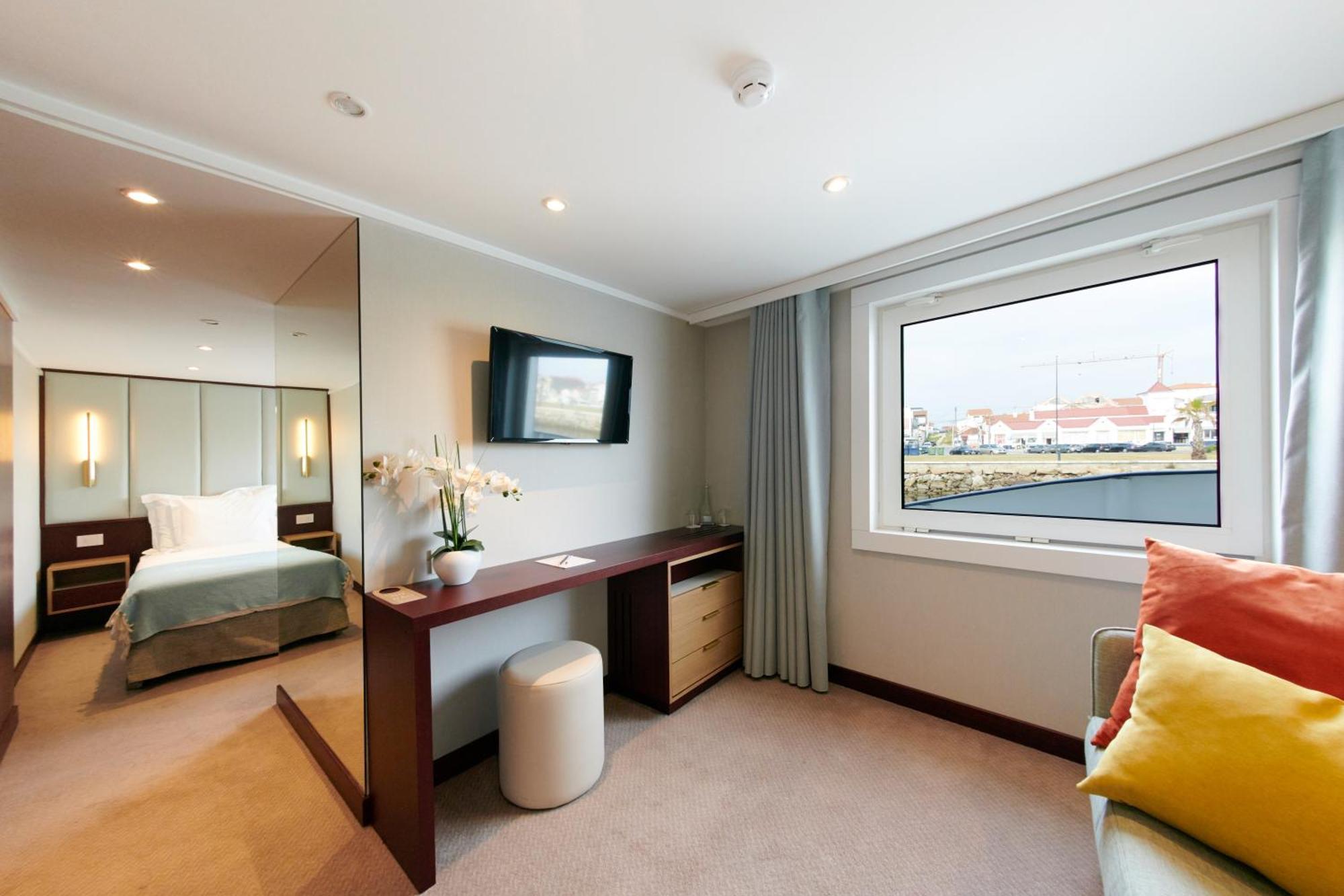 Costa Do Sal Hotel Boat Lounge アヴェイロ エクステリア 写真