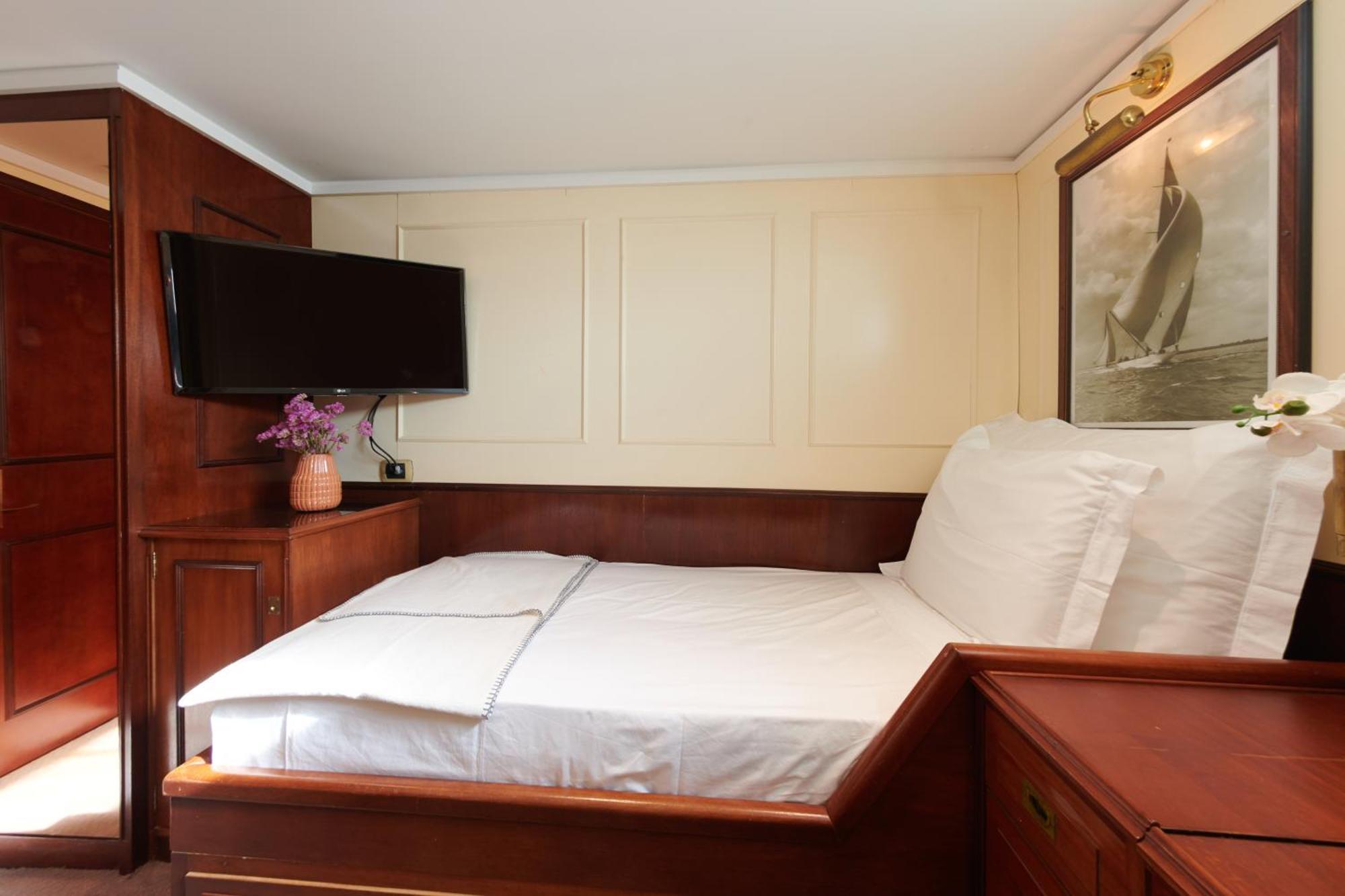Costa Do Sal Hotel Boat Lounge アヴェイロ エクステリア 写真